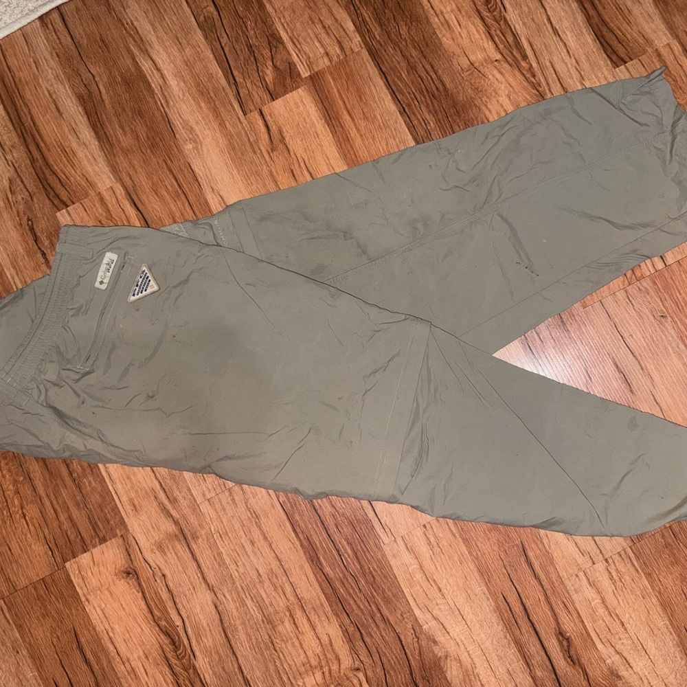 Men's Olive Chinos